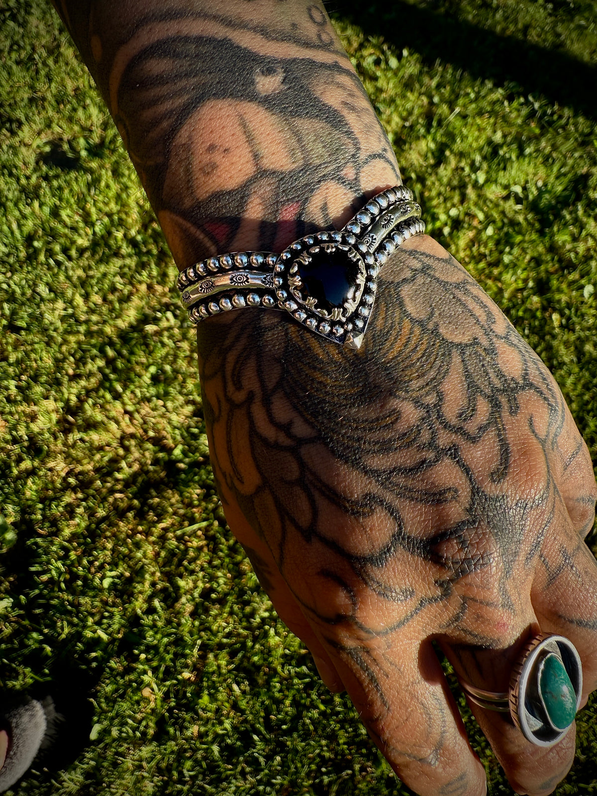 Nightward cuff