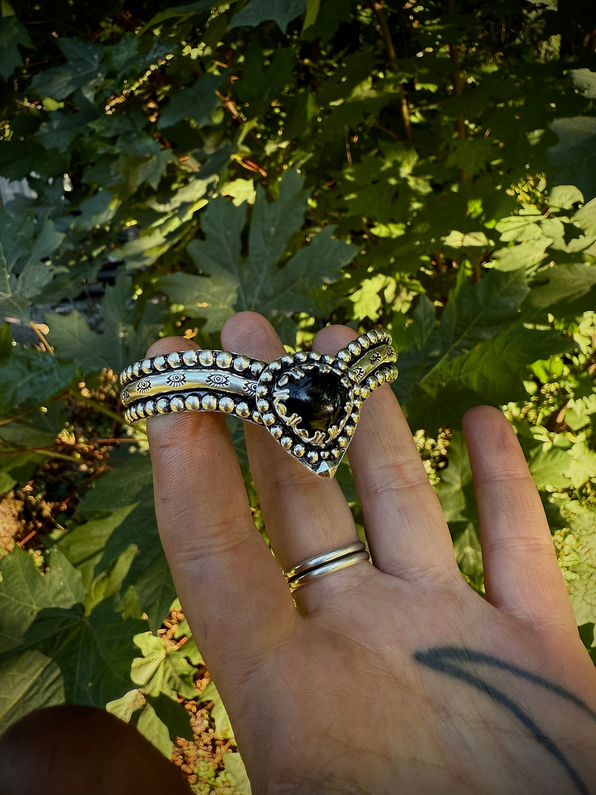Nightward cuff