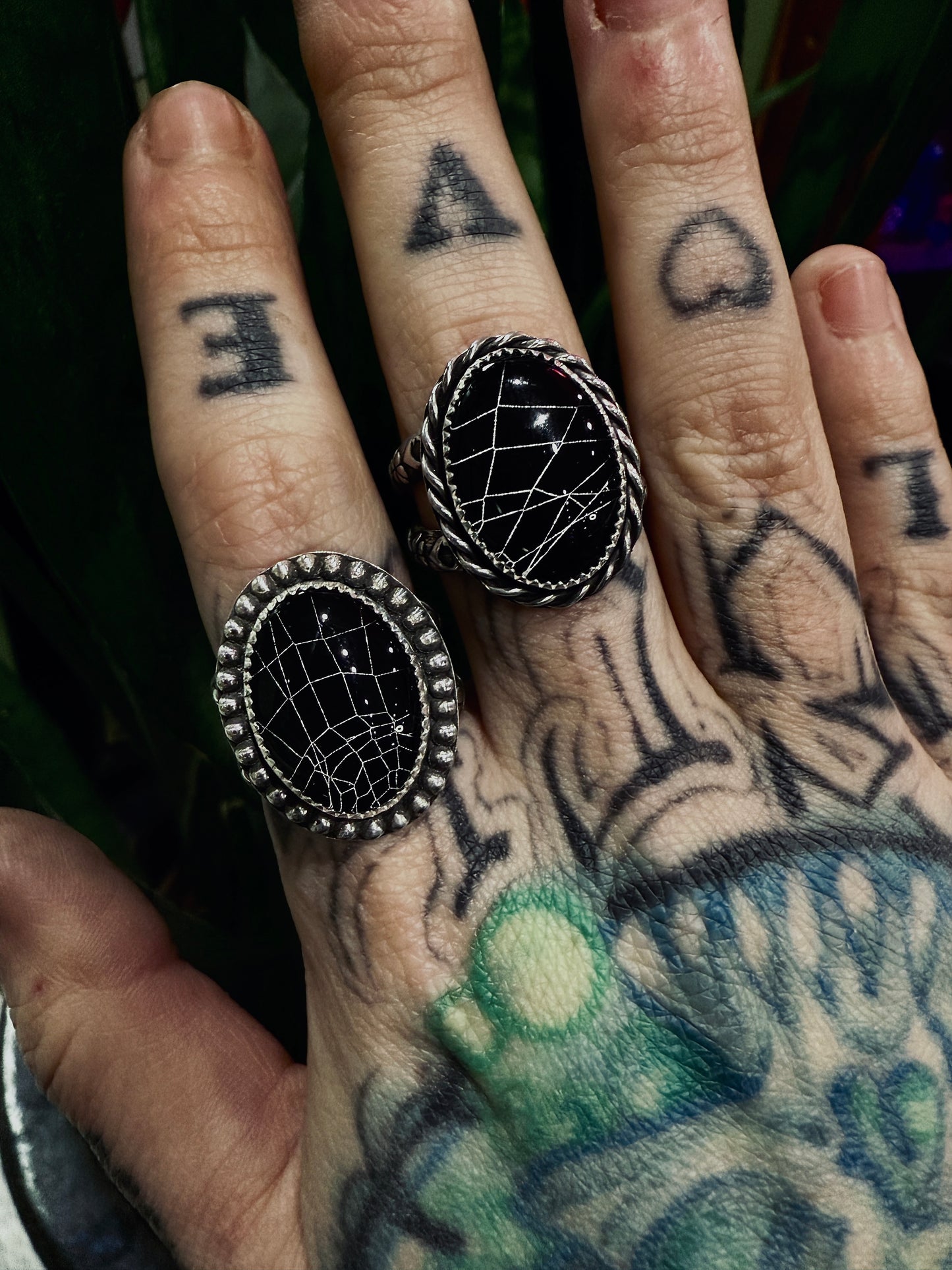 Arachne ring